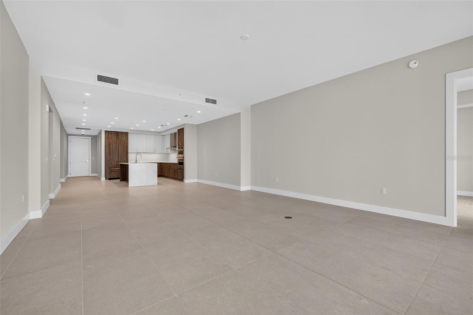 Condominium at 275 1ST AVE S #2603, ST PETERSBURG, photo 16 of 93
