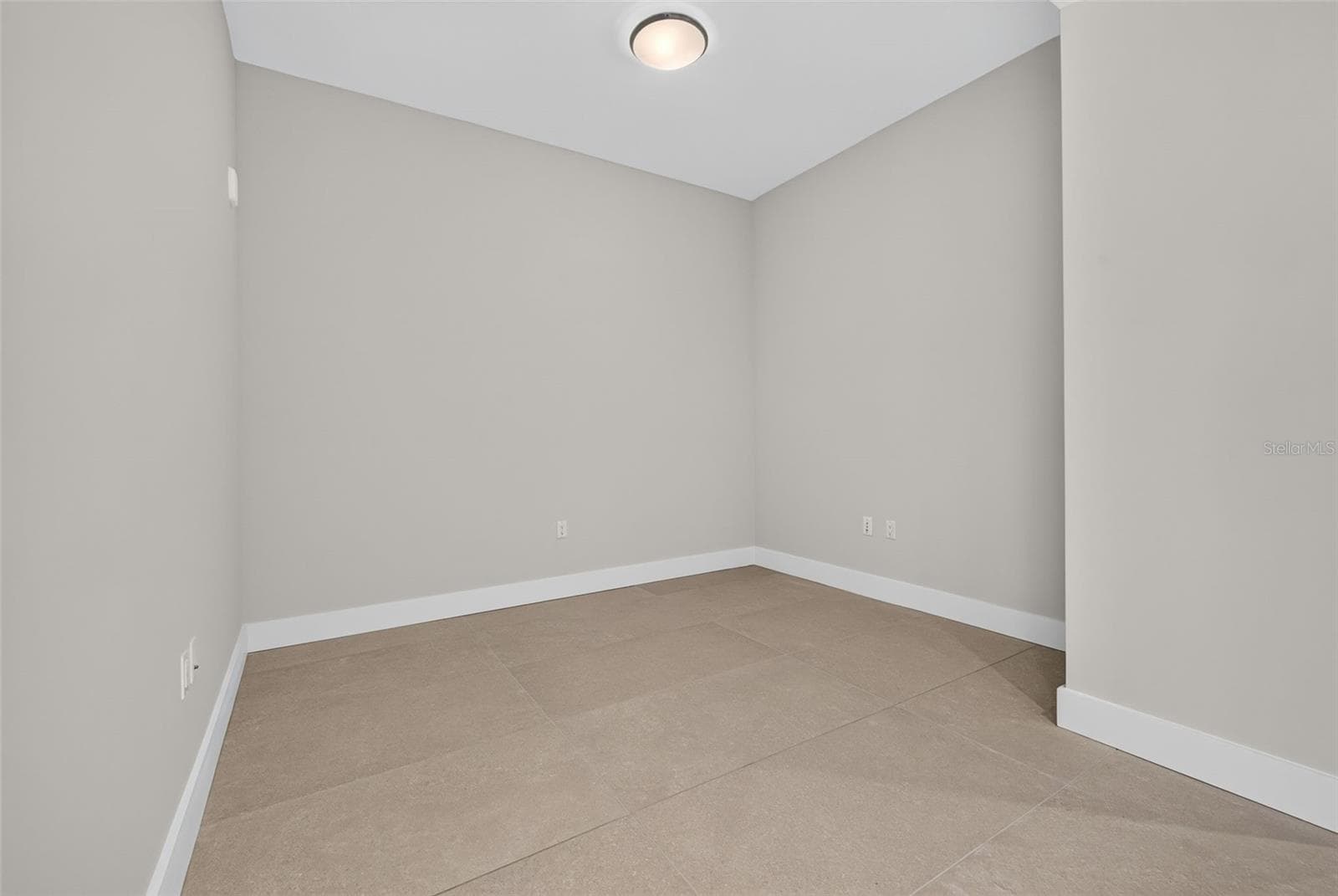 Condominium at 275 1ST AVE S #2603, ST PETERSBURG, photo 17 of 93