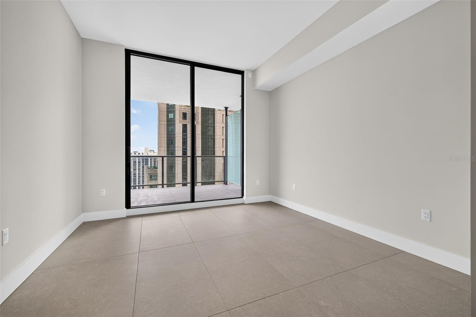 Condominium at 275 1ST AVE S #2603, ST PETERSBURG, photo 26 of 93