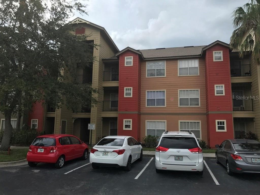 2216 GRAND CAYMAN CT #1435