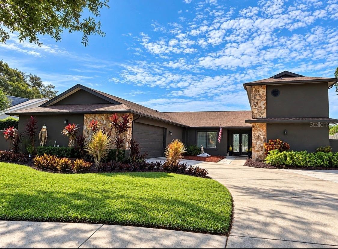 Single Family Residence at 2876 LAKE VALENCIA BLVD E, PALM HARBOR, photo 14 of 51