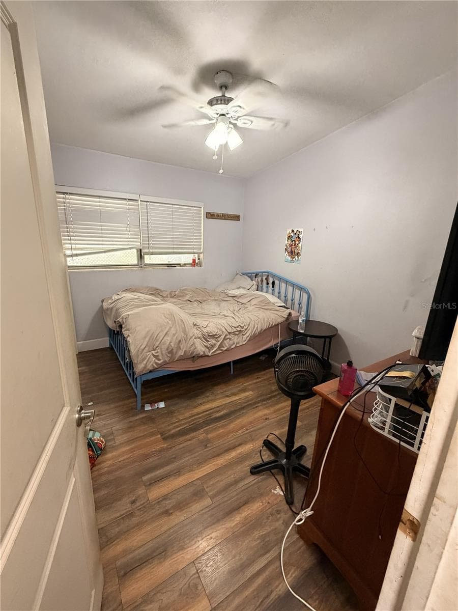 Single Family Residence at 3005 S PARK AVE, SANFORD, photo 2 of 16
