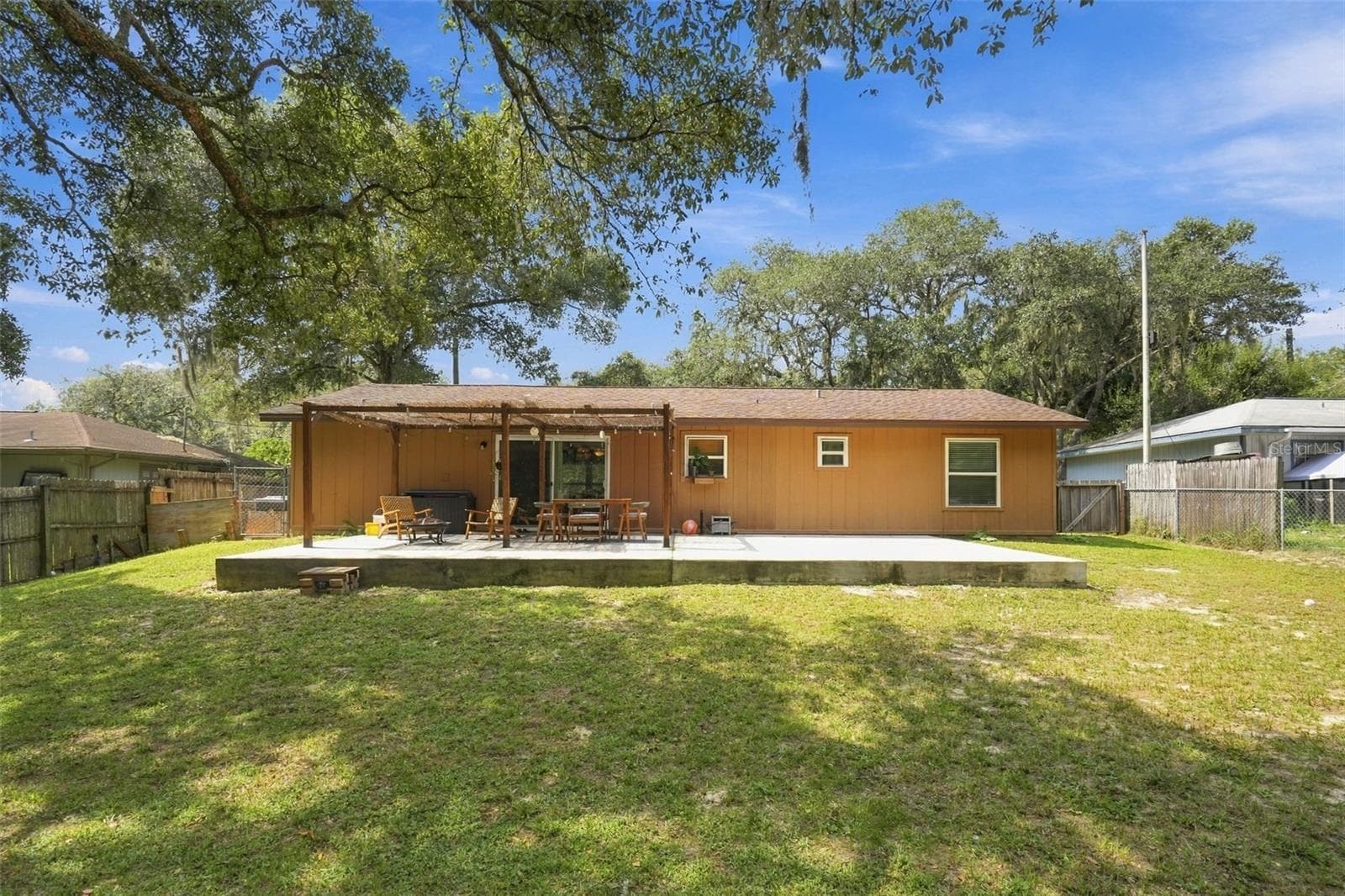 Single Family Residence at 637 PRATT ST, DELAND, photo 19 of 26