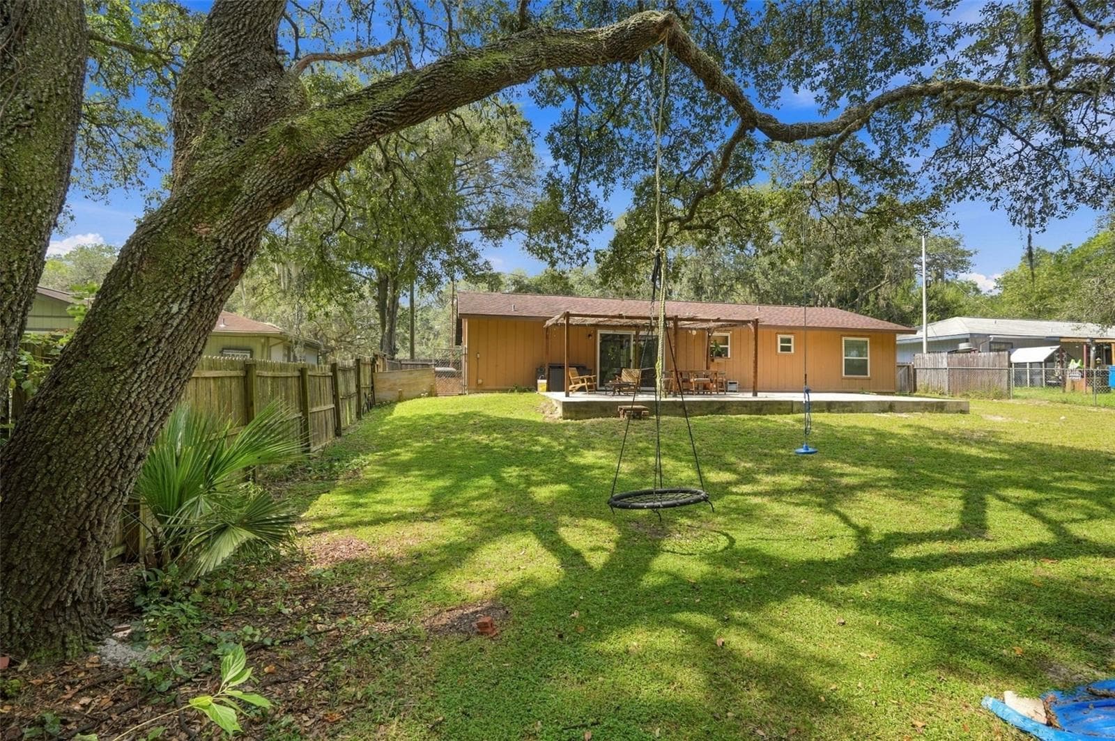 Single Family Residence at 637 PRATT ST, DELAND, photo 22 of 26