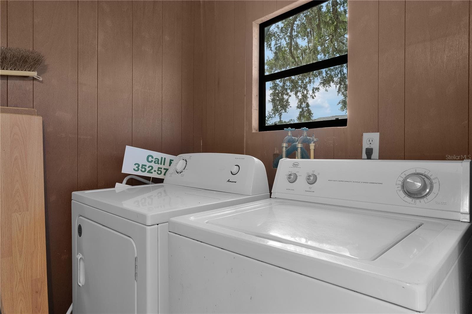 Manufactured Home at 622 COTTAGE PARK LN, LEESBURG, photo 10 of 40