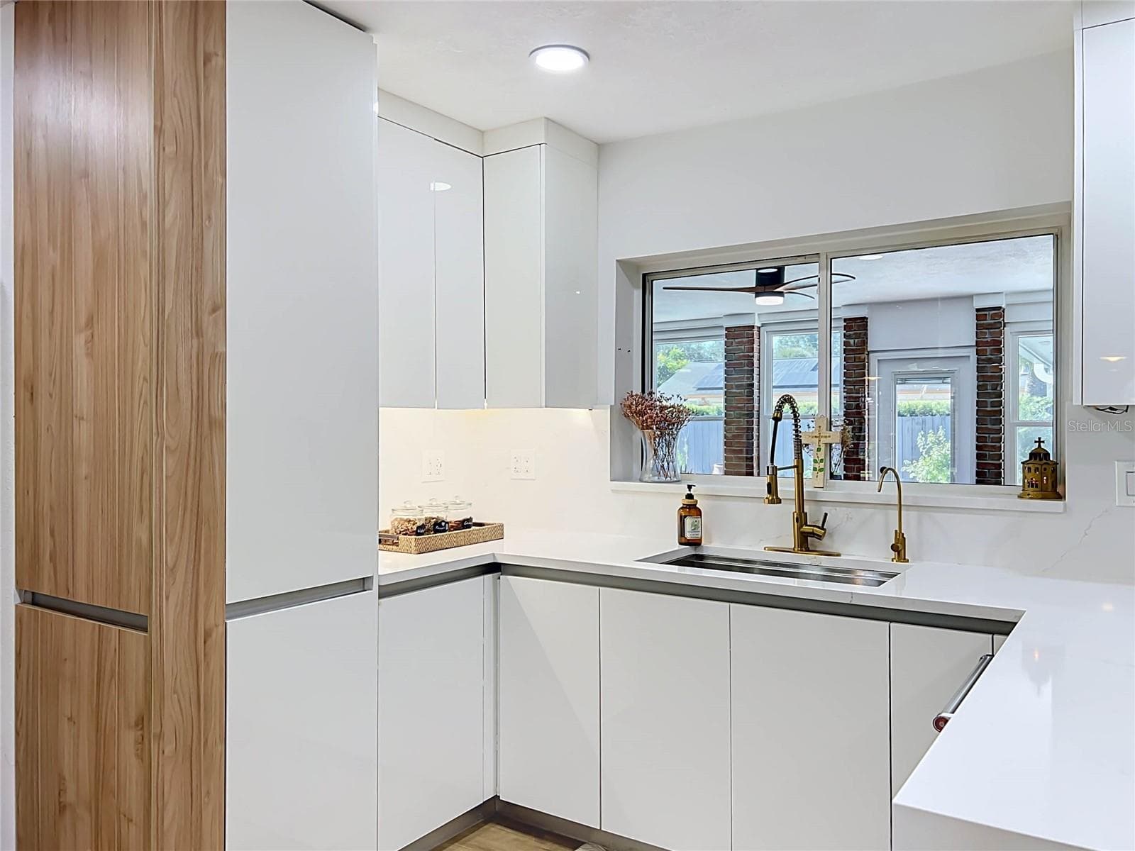 Single Family Residence at 161 WHITE OAK CIR, MAITLAND, photo 16 of 54
