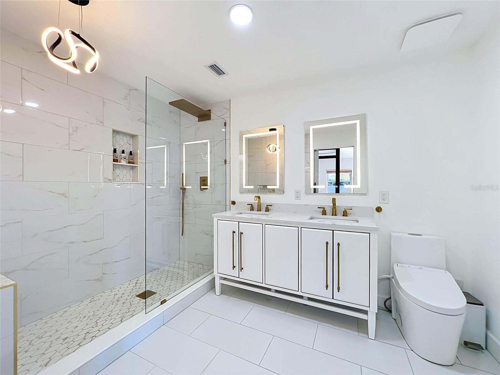Single Family Residence at 161 WHITE OAK CIR, MAITLAND, photo 37 of 54