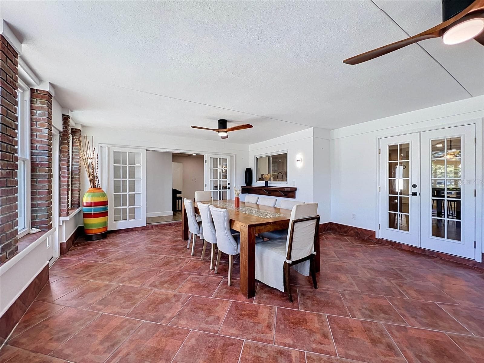 Single Family Residence at 161 WHITE OAK CIR, MAITLAND, photo 43 of 54