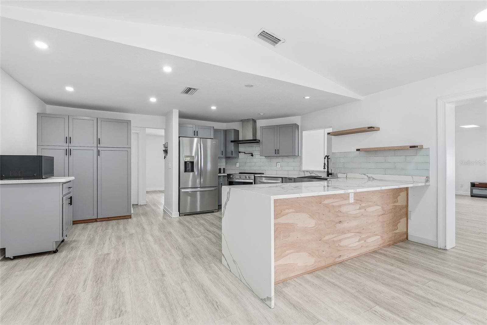 Single Family Residence at 4206 WINDTREE DR, TAMPA, photo 21 of 53