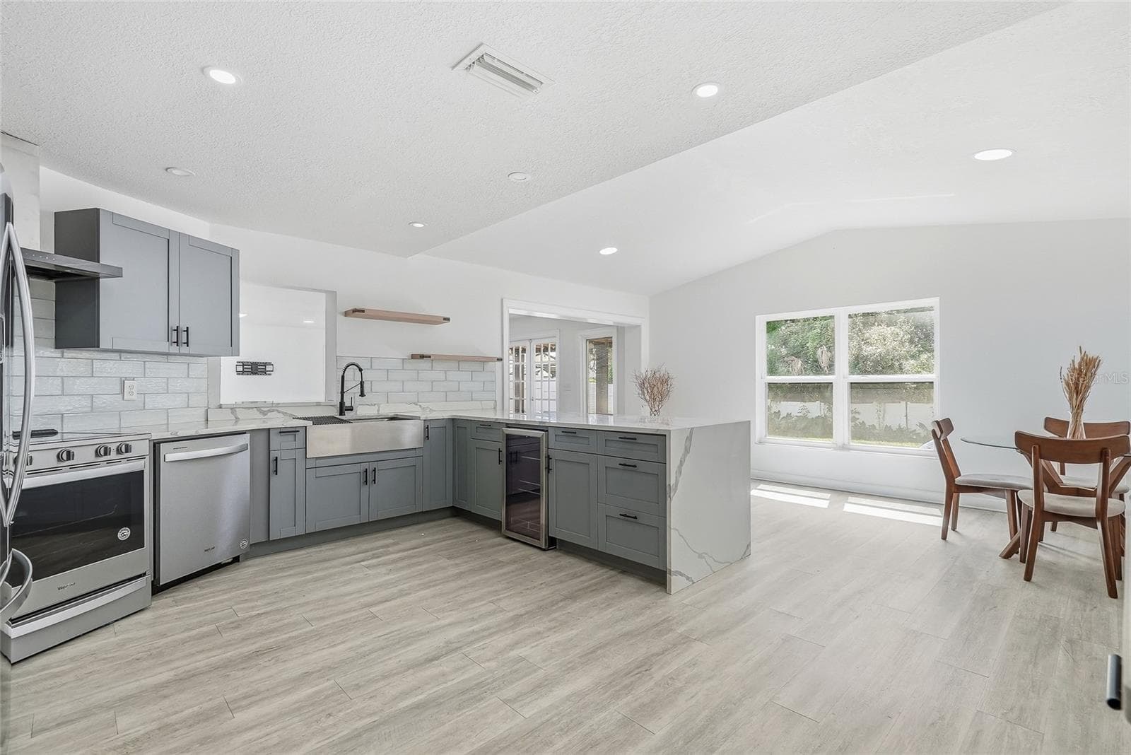 Single Family Residence at 4206 WINDTREE DR, TAMPA, photo 24 of 53