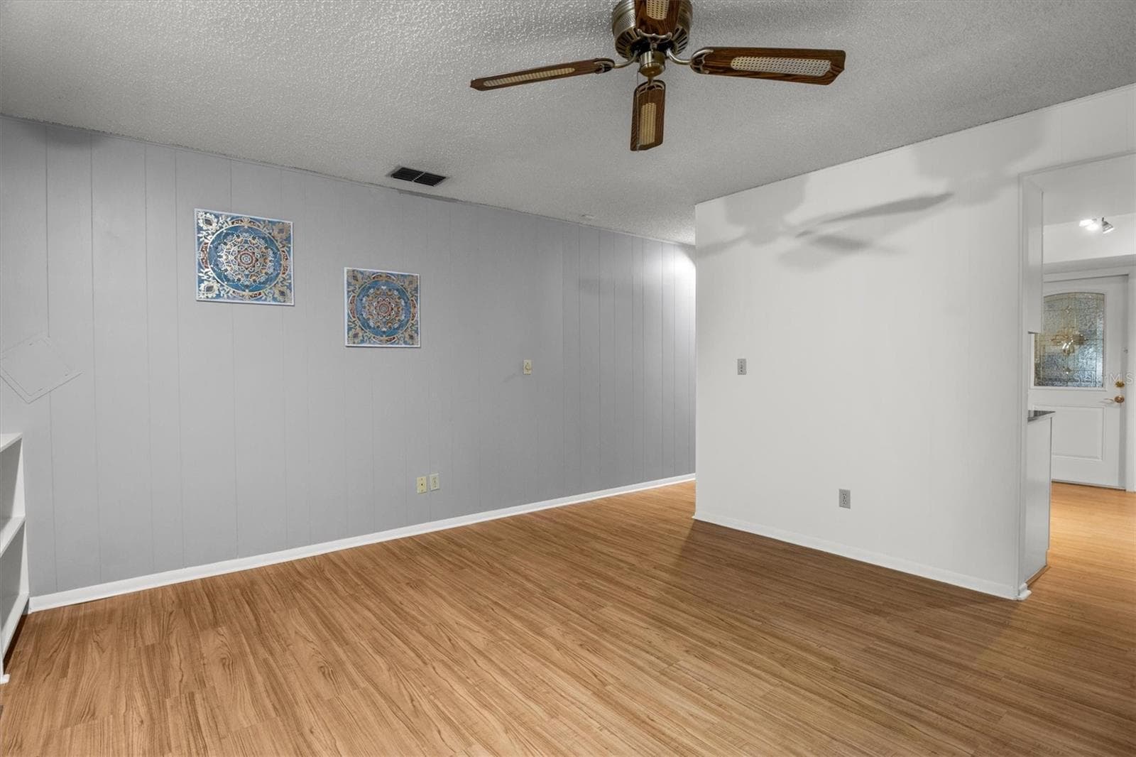 Living Room - 4302 SHADOW WOOD LN, WINTER HAVEN