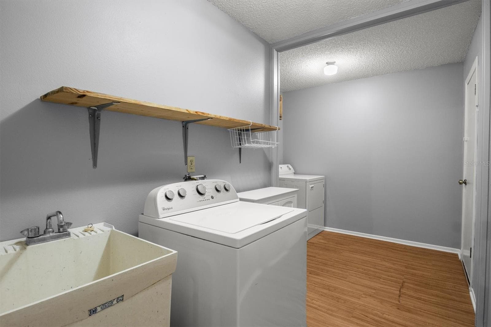 Laundry Room - Washtub - 4302 SHADOW WOOD LN, WINTER HAVEN