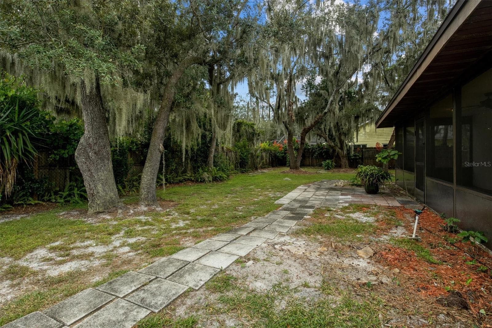 Backyard - 4302 SHADOW WOOD LN, WINTER HAVEN