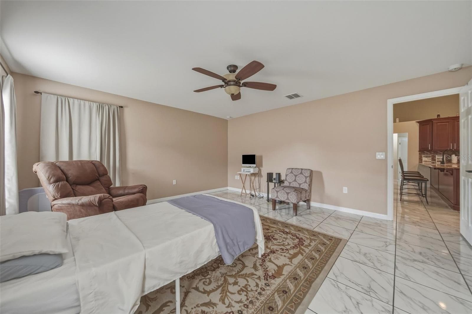 Primary Bedroom - Alternate View - 319 MARQUEE DR, KISSIMMEE