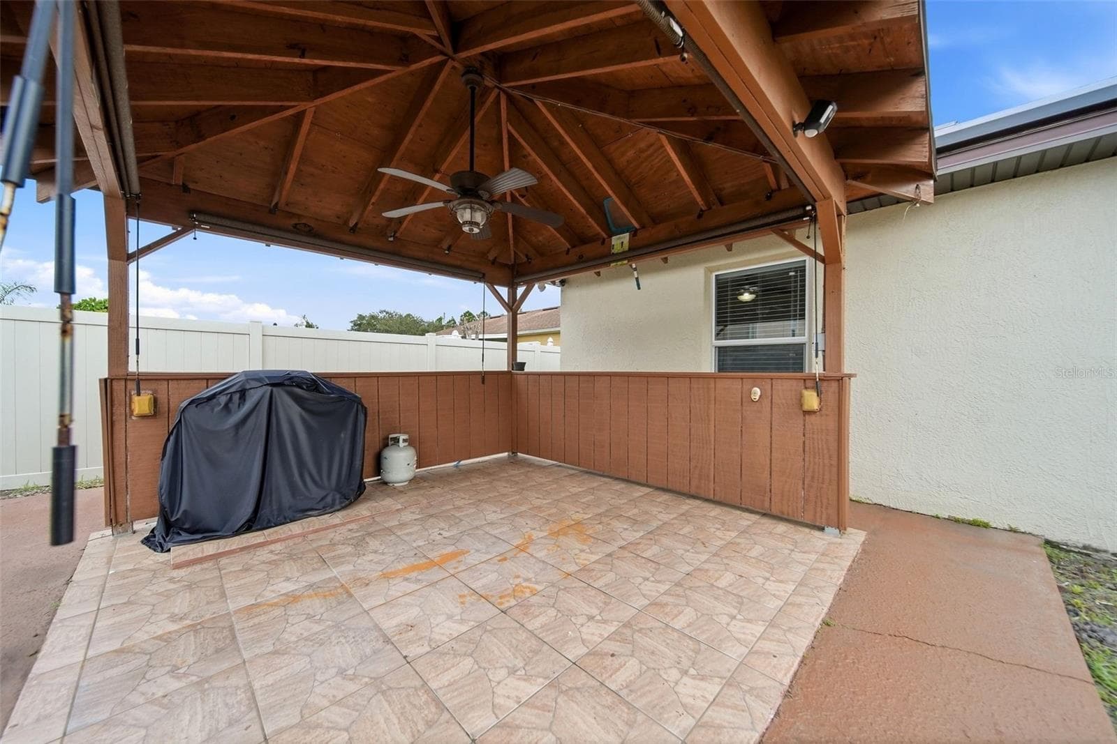 Gazebo - 319 MARQUEE DR, KISSIMMEE