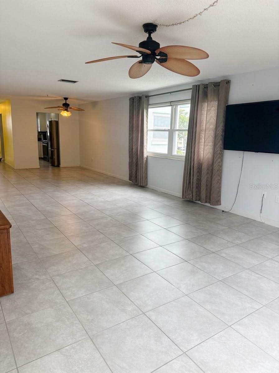 Condominium at 5623 80TH ST N #415, ST PETERSBURG, photo 20 of 28