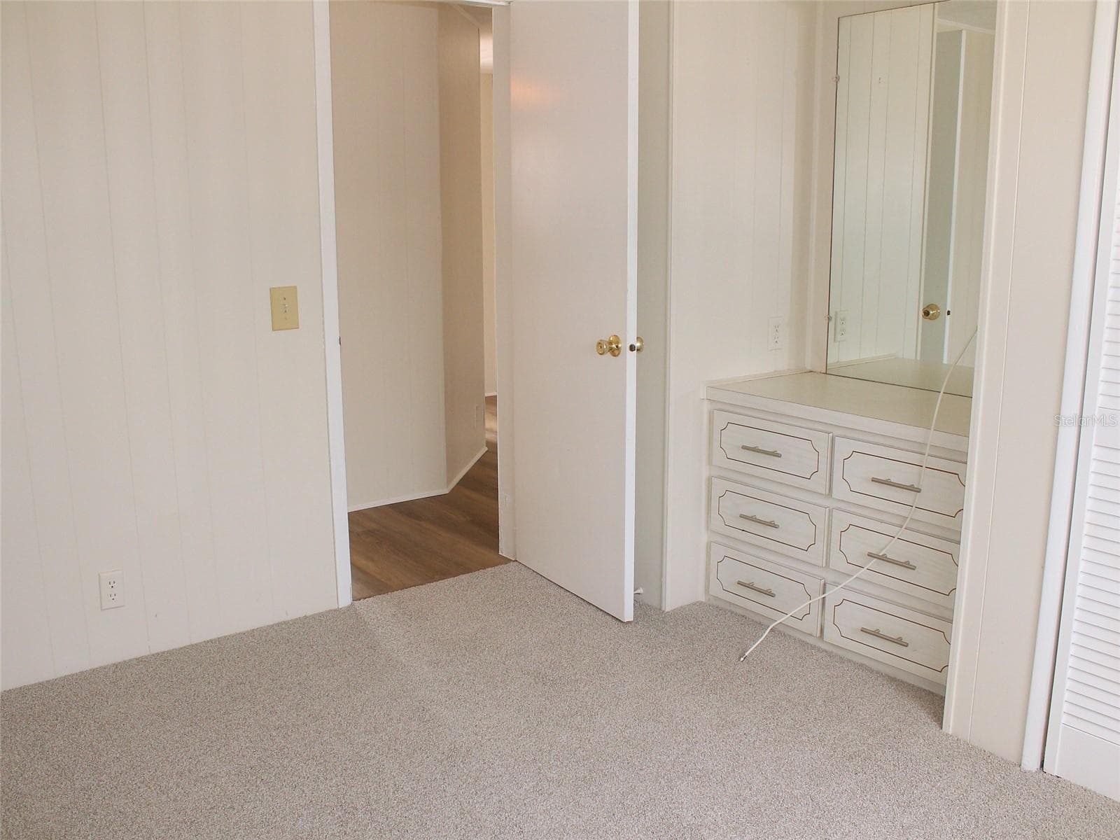 Manufactured Home at 837 CANE PALM ST, LARGO, photo 9 of 25