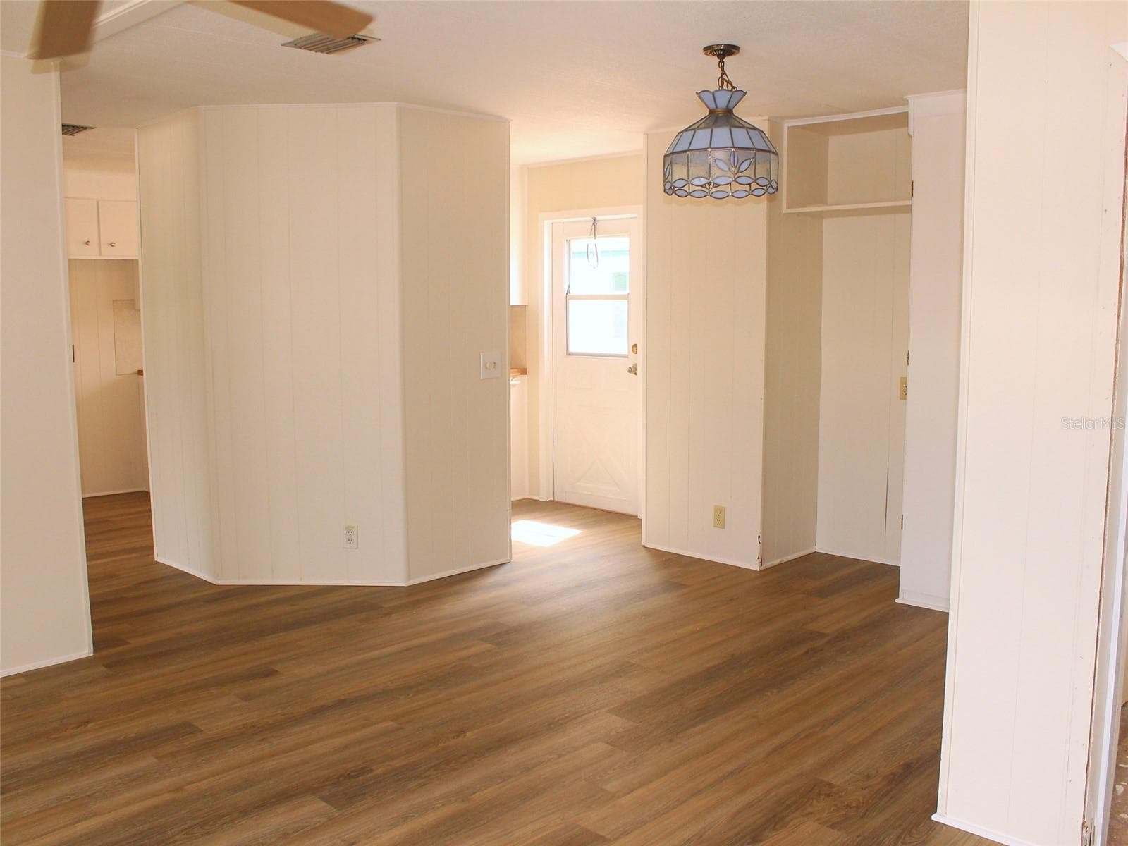 Manufactured Home at 837 CANE PALM ST, LARGO, photo 23 of 25