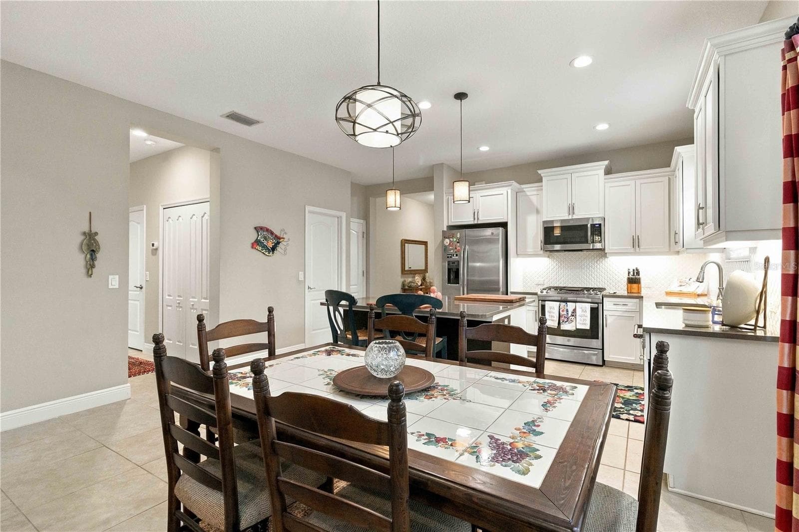Single Family Residence at 6964 WHITE WILLOW CT, SARASOTA, photo 7 of 38