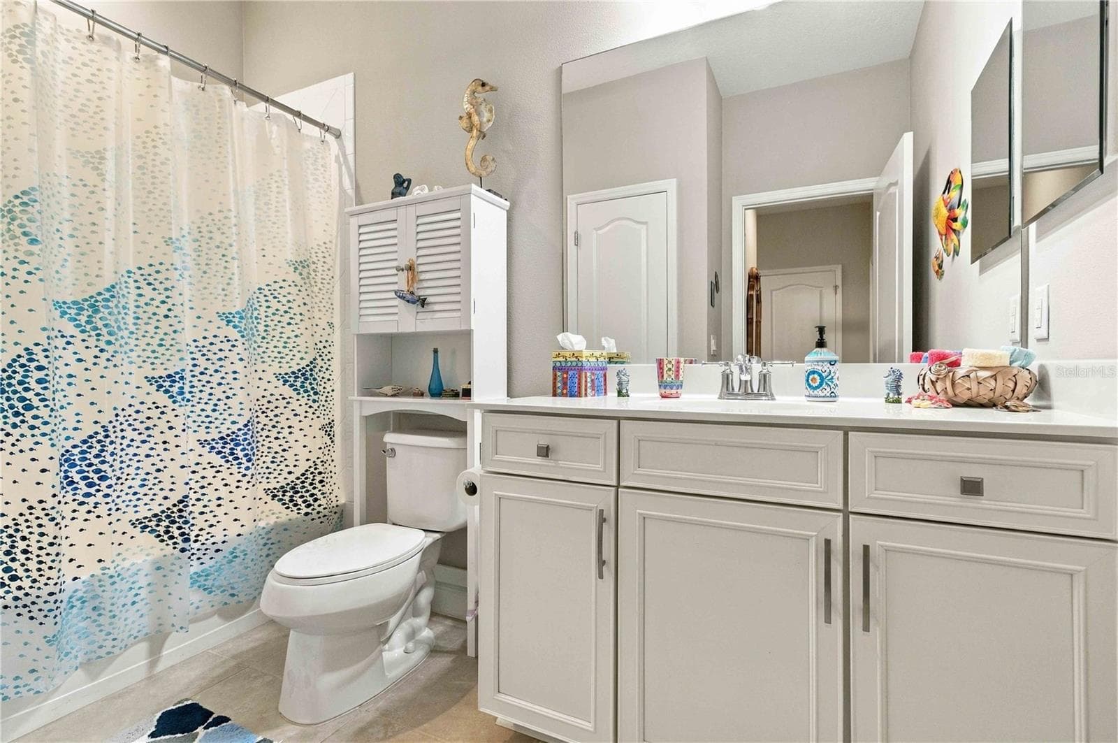 Single Family Residence at 6964 WHITE WILLOW CT, SARASOTA, photo 19 of 38