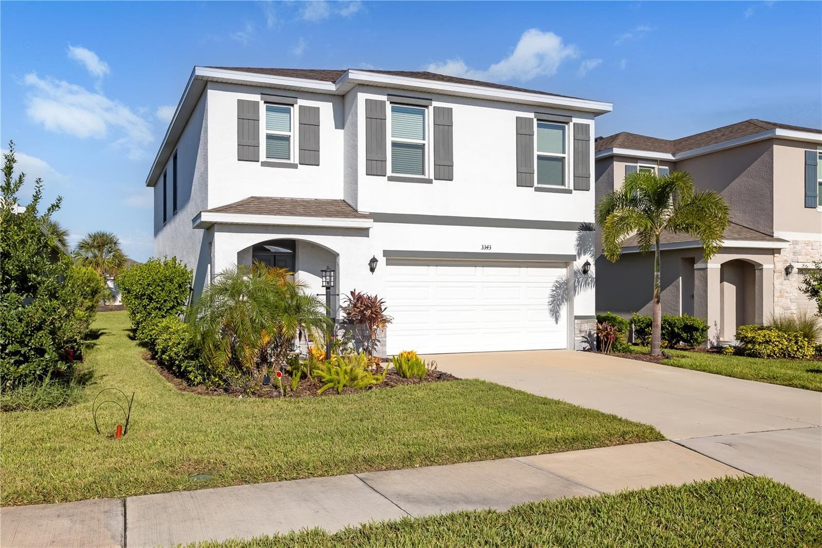 Single Family Residence at 3343 HILLTOP CIR, LAKEWOOD RANCH, photo 2 of 92