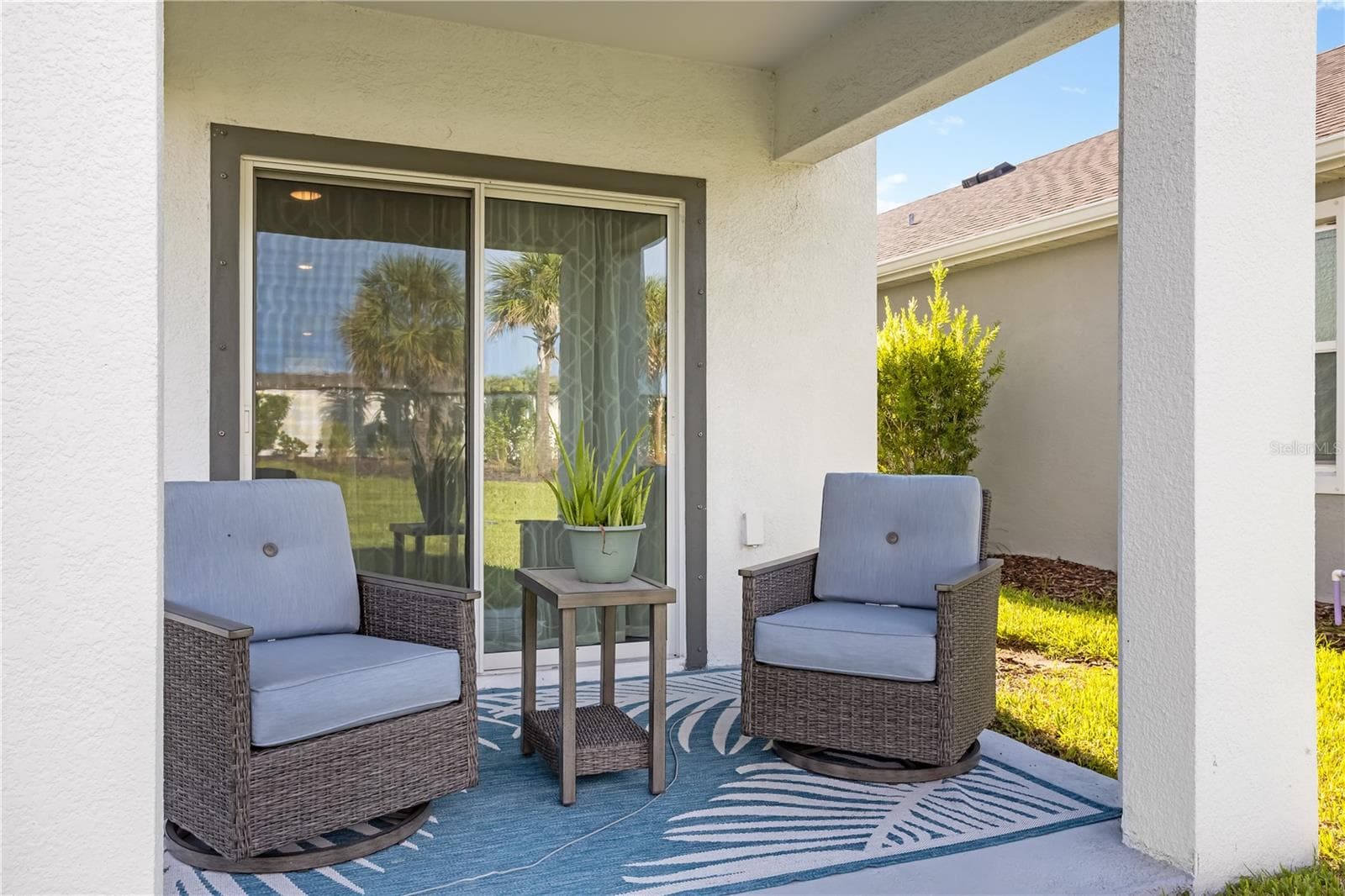 Single Family Residence at 3343 HILLTOP CIR, LAKEWOOD RANCH, photo 14 of 92