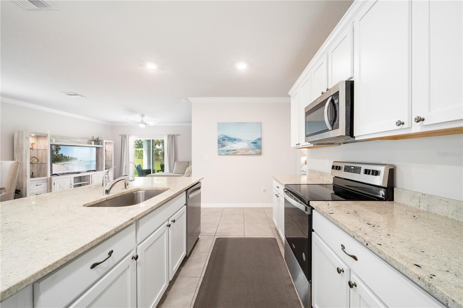 Single Family Residence at 3343 HILLTOP CIR, LAKEWOOD RANCH, photo 22 of 92