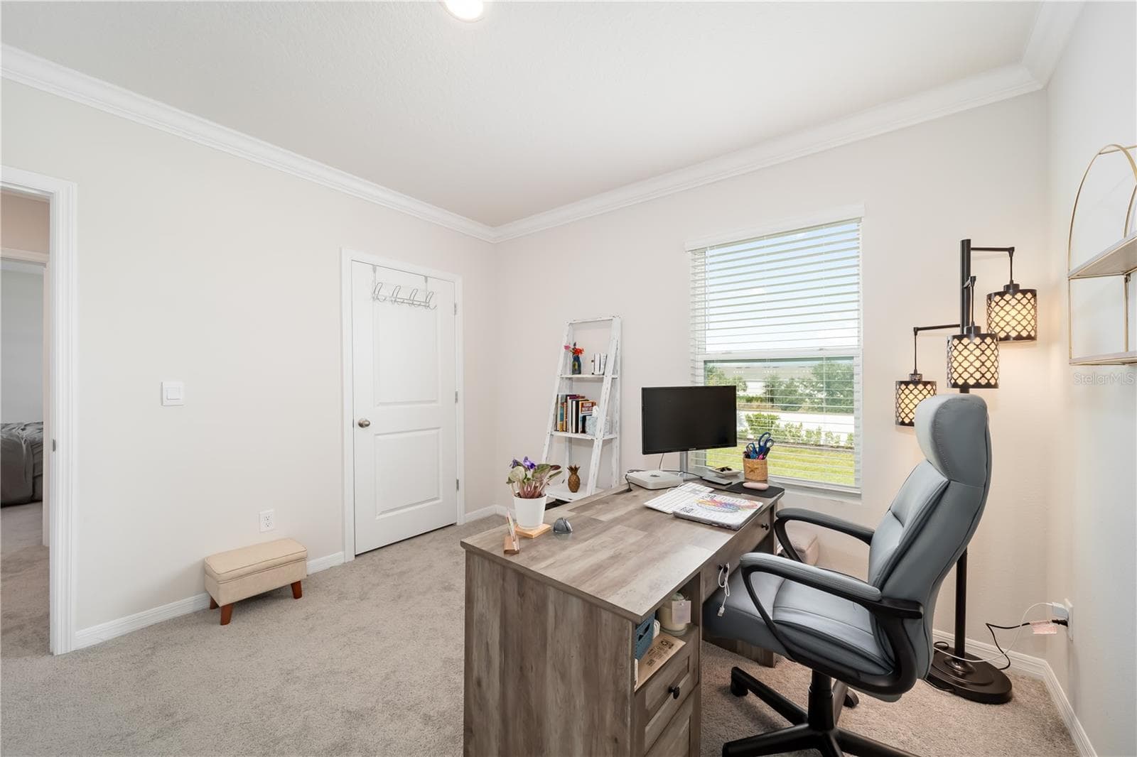 Single Family Residence at 3343 HILLTOP CIR, LAKEWOOD RANCH, photo 50 of 92