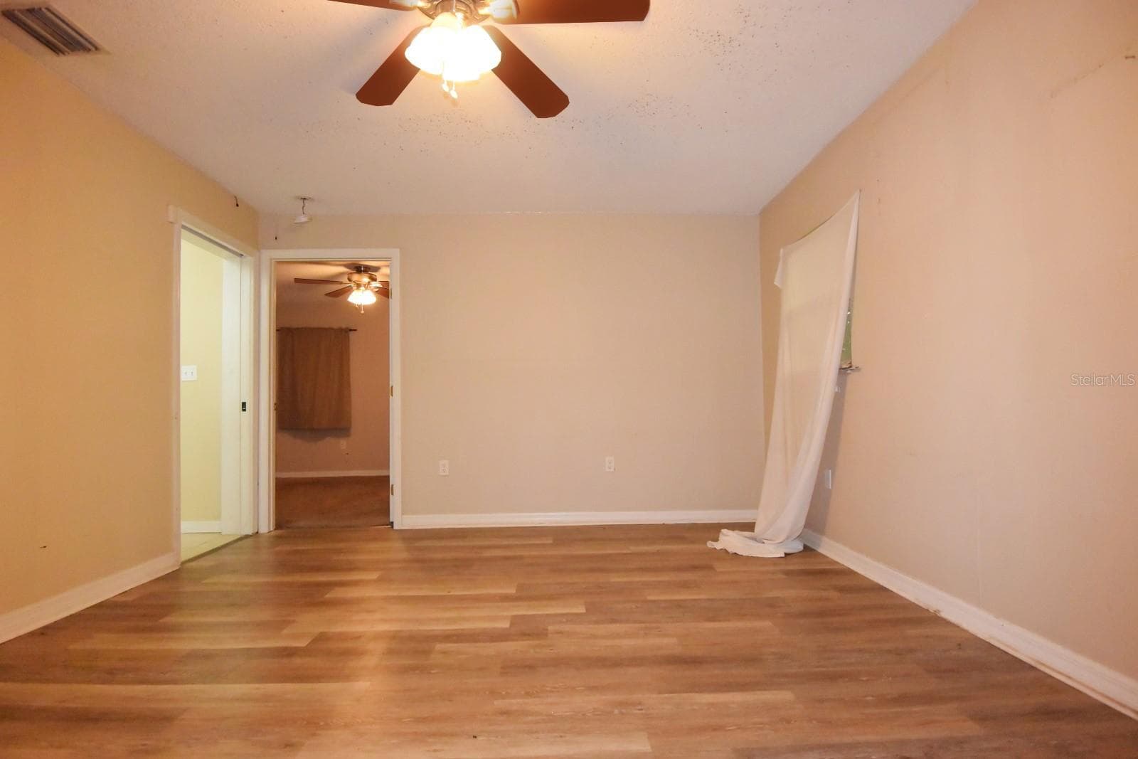 Single Family Residence at 13196 DELBARTON ST, SPRING HILL, photo 23 of 46