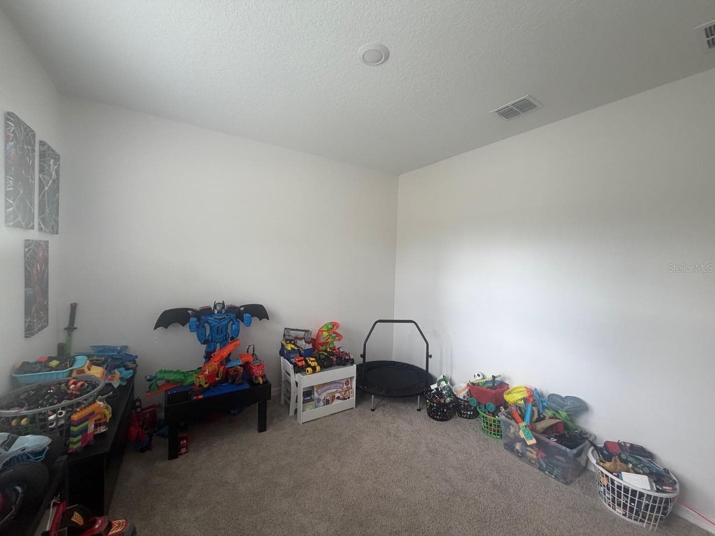 Single Family Residence at 2473 ZUNI RD, ST CLOUD, photo 6 of 18