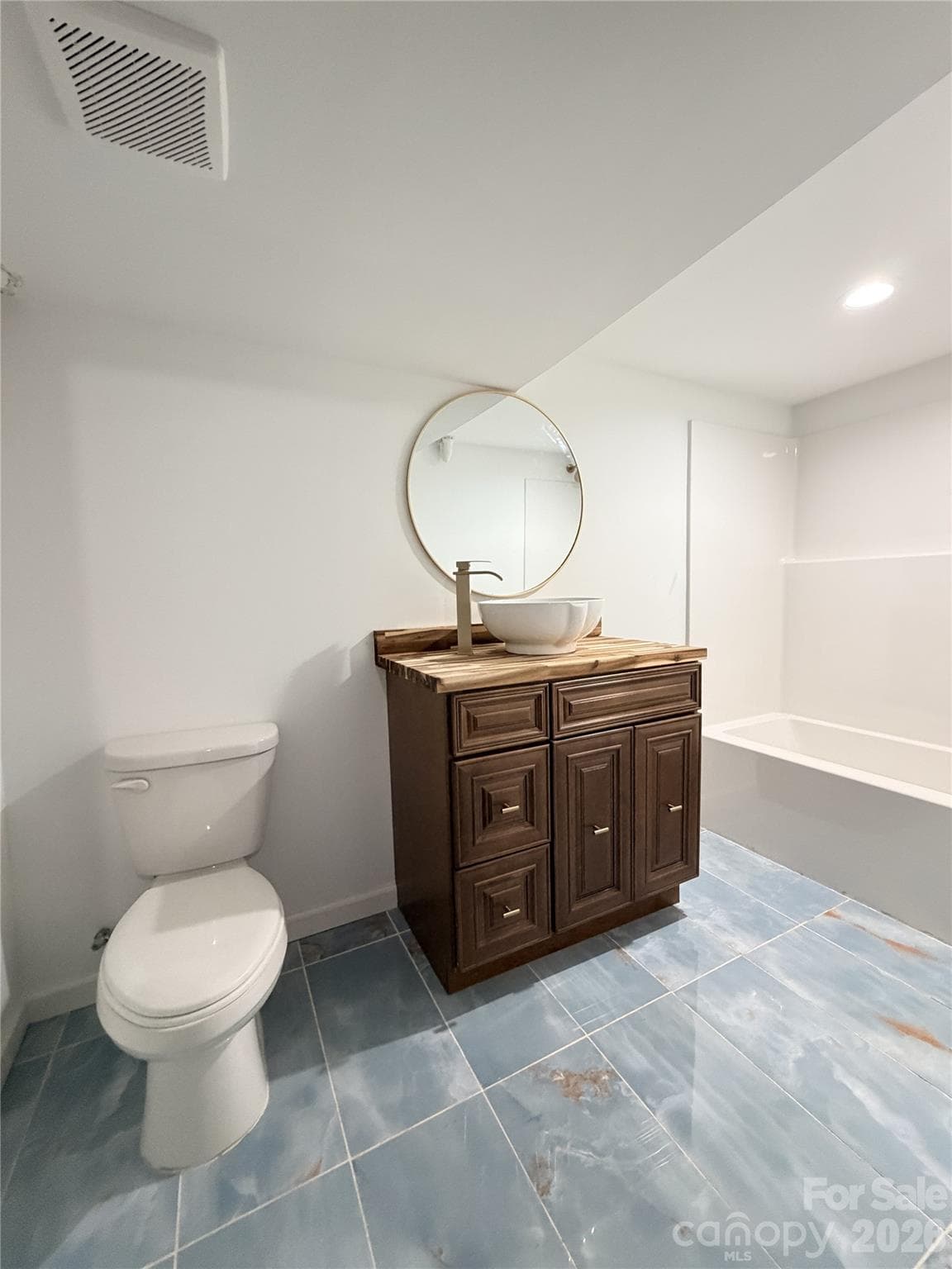 Basement bathroom - 113 Ann Street, Morganton