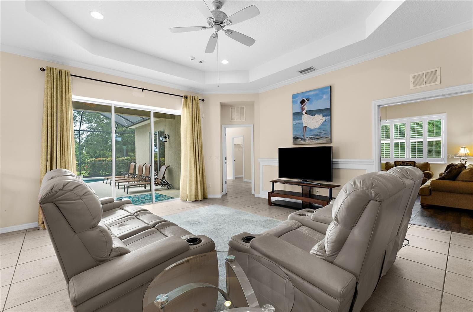 Single Family Residence at 4720 CLAREMONT PARK DR, BRADENTON, photo 10 of 49