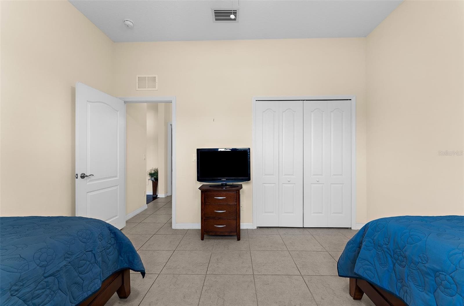 Single Family Residence at 4720 CLAREMONT PARK DR, BRADENTON, photo 31 of 49