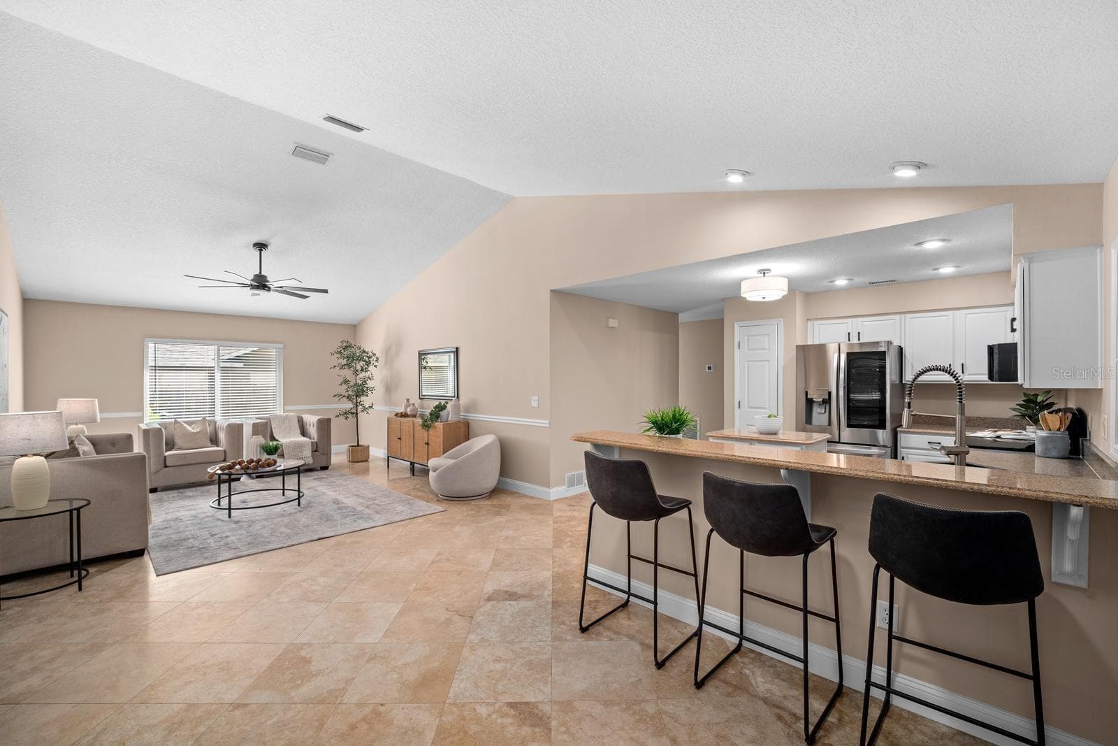 Single Family Residence at 3912 APPLETREE DR, VALRICO, photo 11 of 52