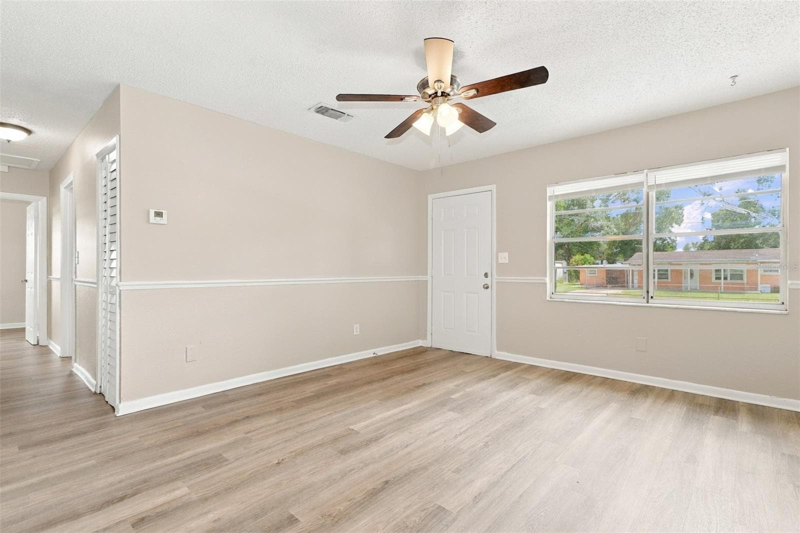 Single Family Residence at 4218 EMPIRE PL, TAMPA, photo 5 of 16