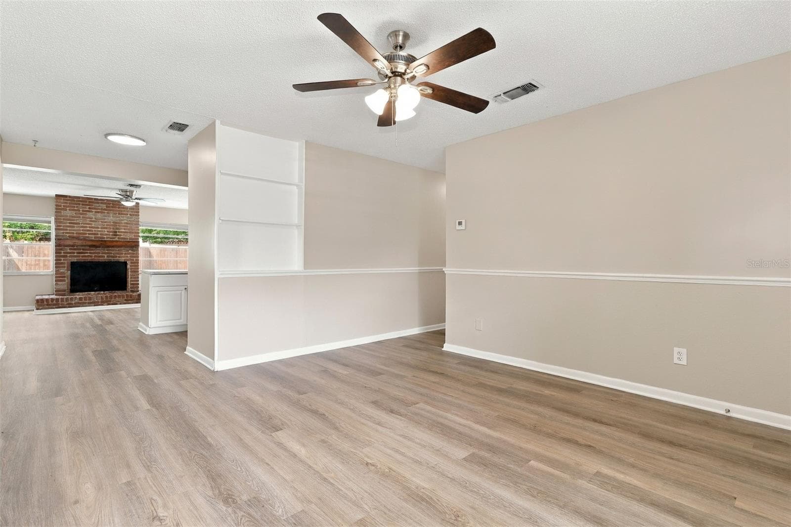 Single Family Residence at 4218 EMPIRE PL, TAMPA, photo 6 of 16