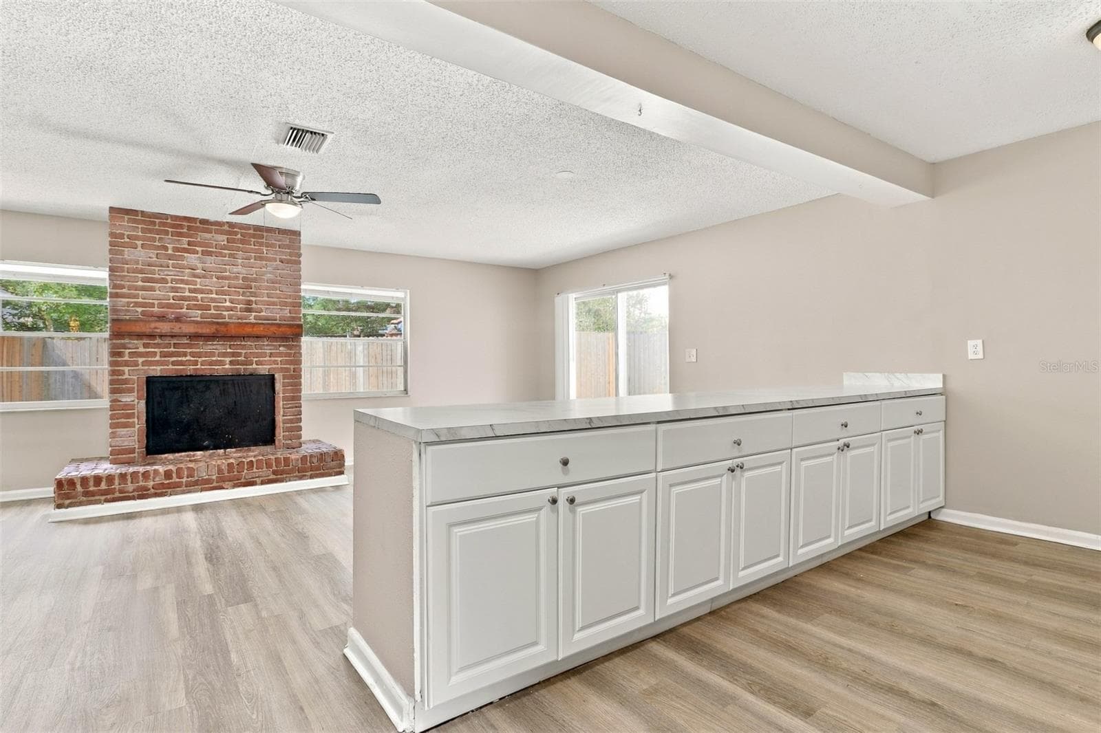 Single Family Residence at 4218 EMPIRE PL, TAMPA, photo 9 of 16