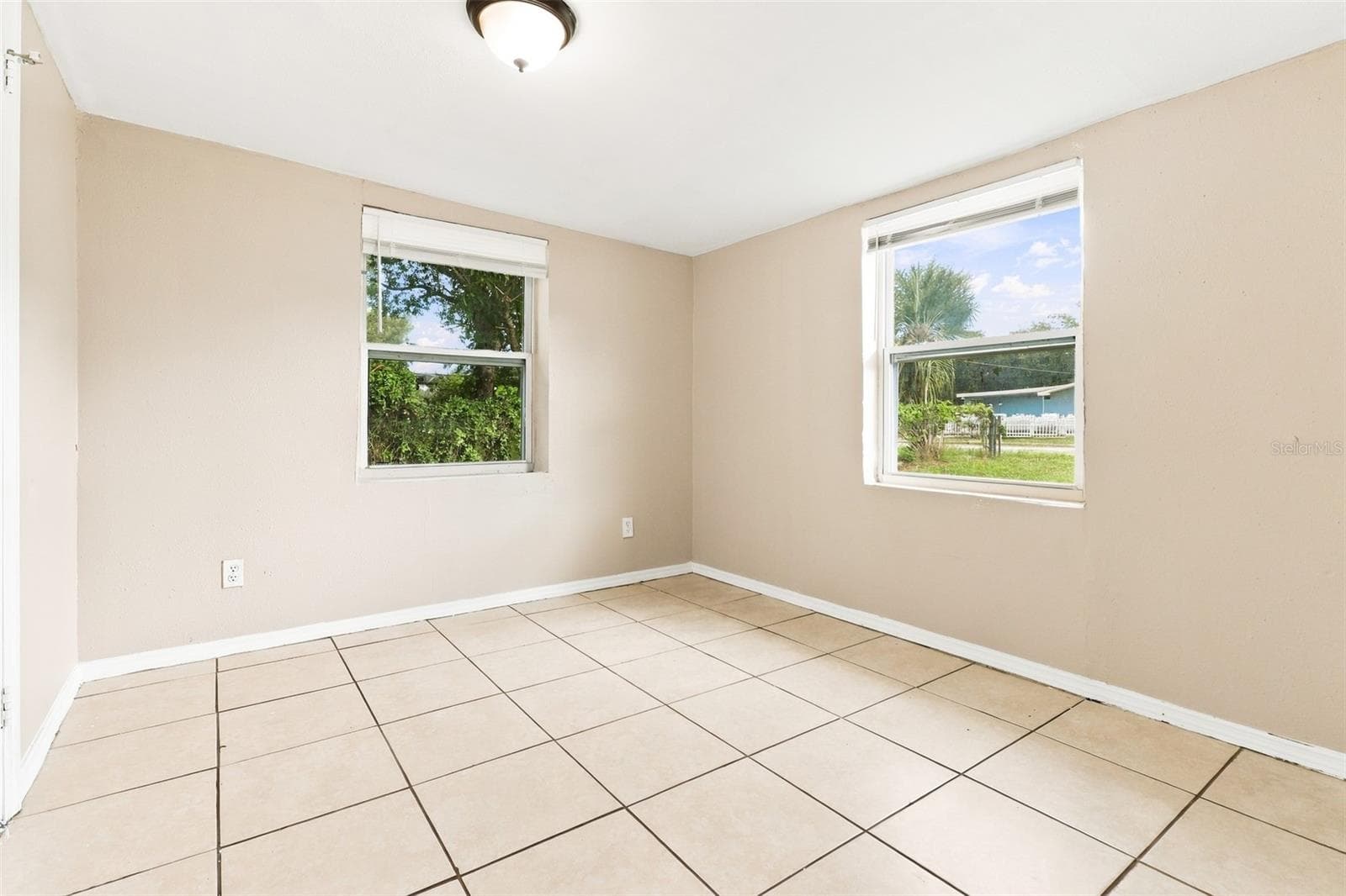 Single Family Residence at 2313 W RIO VISTA AVE, TAMPA, photo 24 of 36