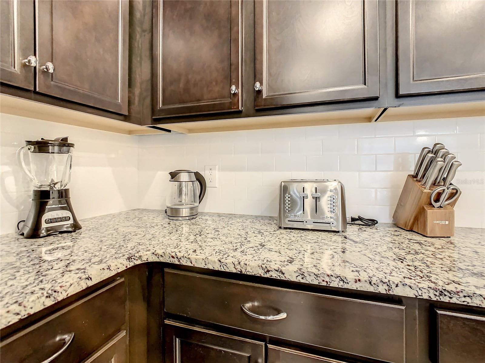 Townhouse at 2404 TANGIER DR, KISSIMMEE, photo 13 of 76