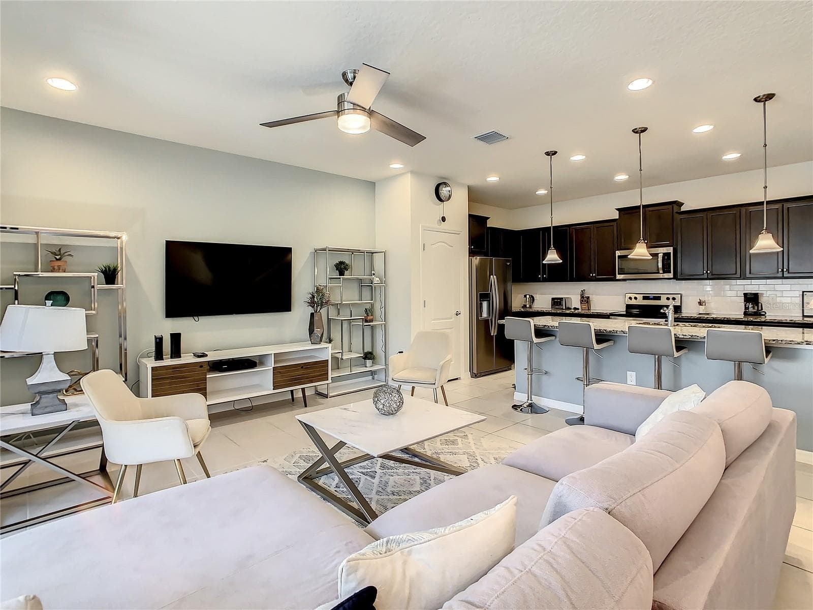 Townhouse at 2404 TANGIER DR, KISSIMMEE, photo 19 of 76
