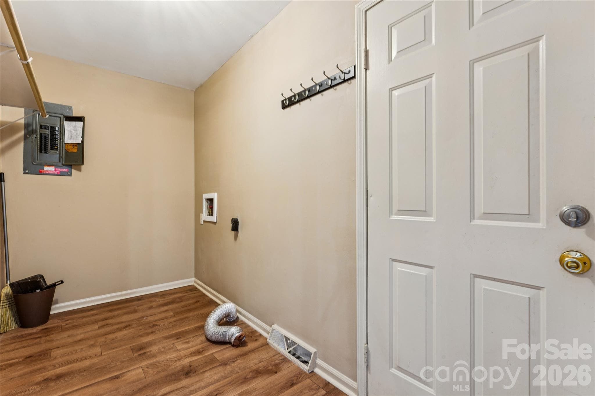 Single Family Residence at 5560 Roberta Road, Harrisburg, photo 30 of 41