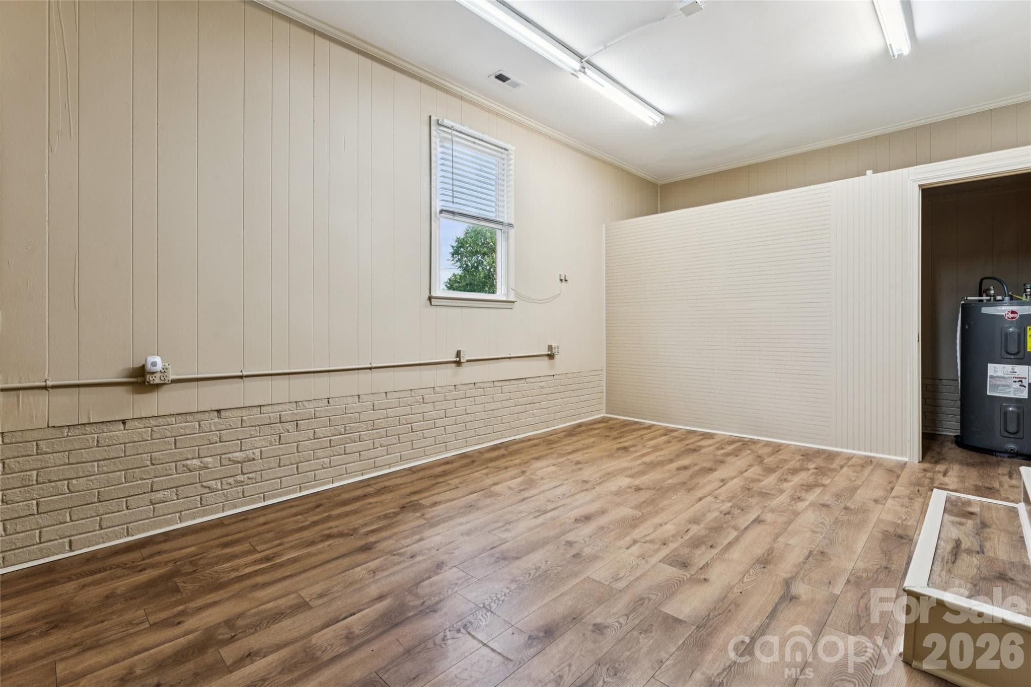 Single Family Residence at 5560 Roberta Road, Harrisburg, photo 32 of 41