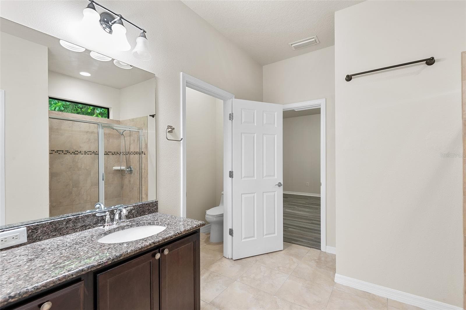 Single Family Residence at 2236 LANDSIDE DR, VALRICO, photo 13 of 22