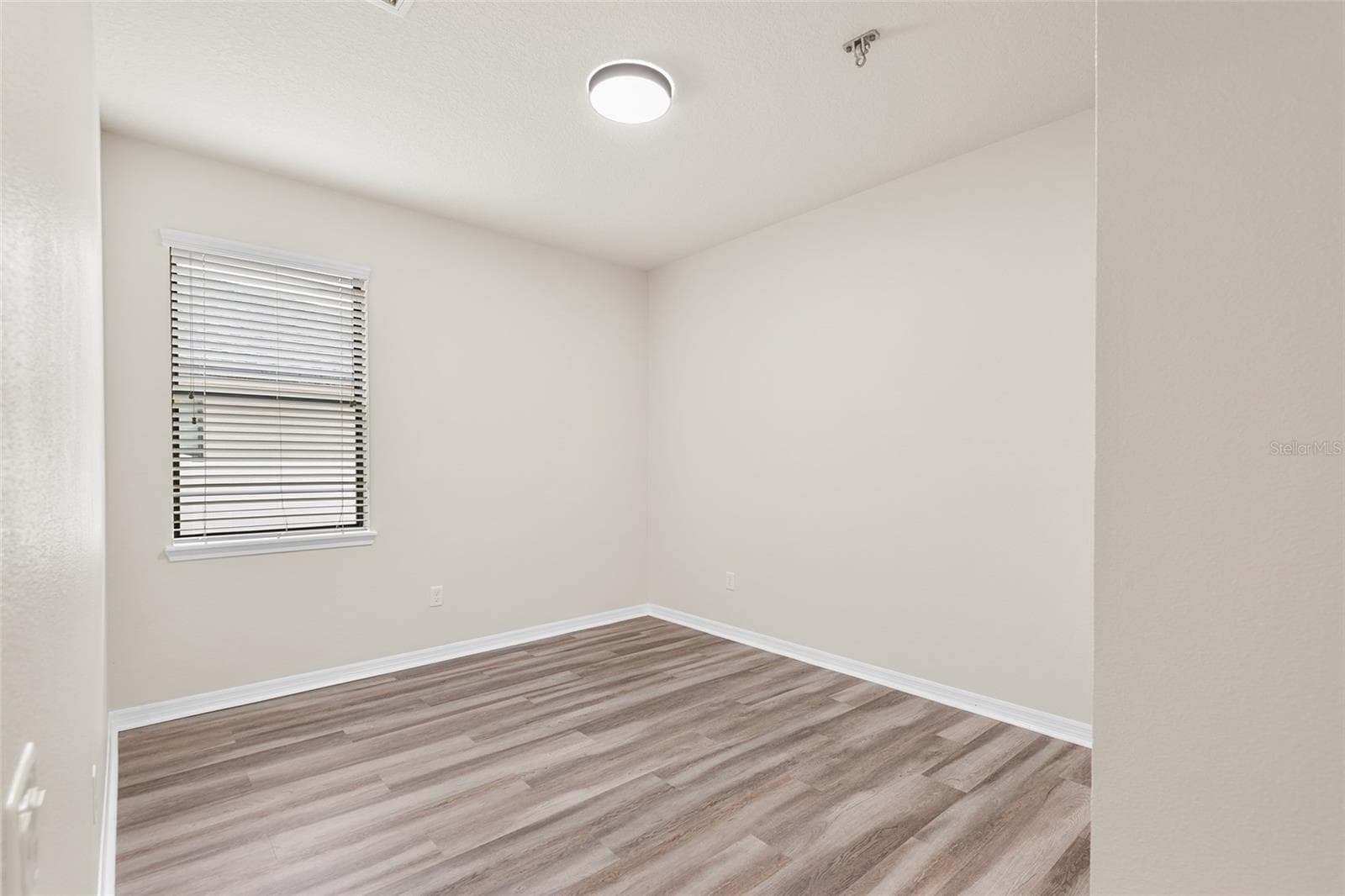 Single Family Residence at 2236 LANDSIDE DR, VALRICO, photo 17 of 22