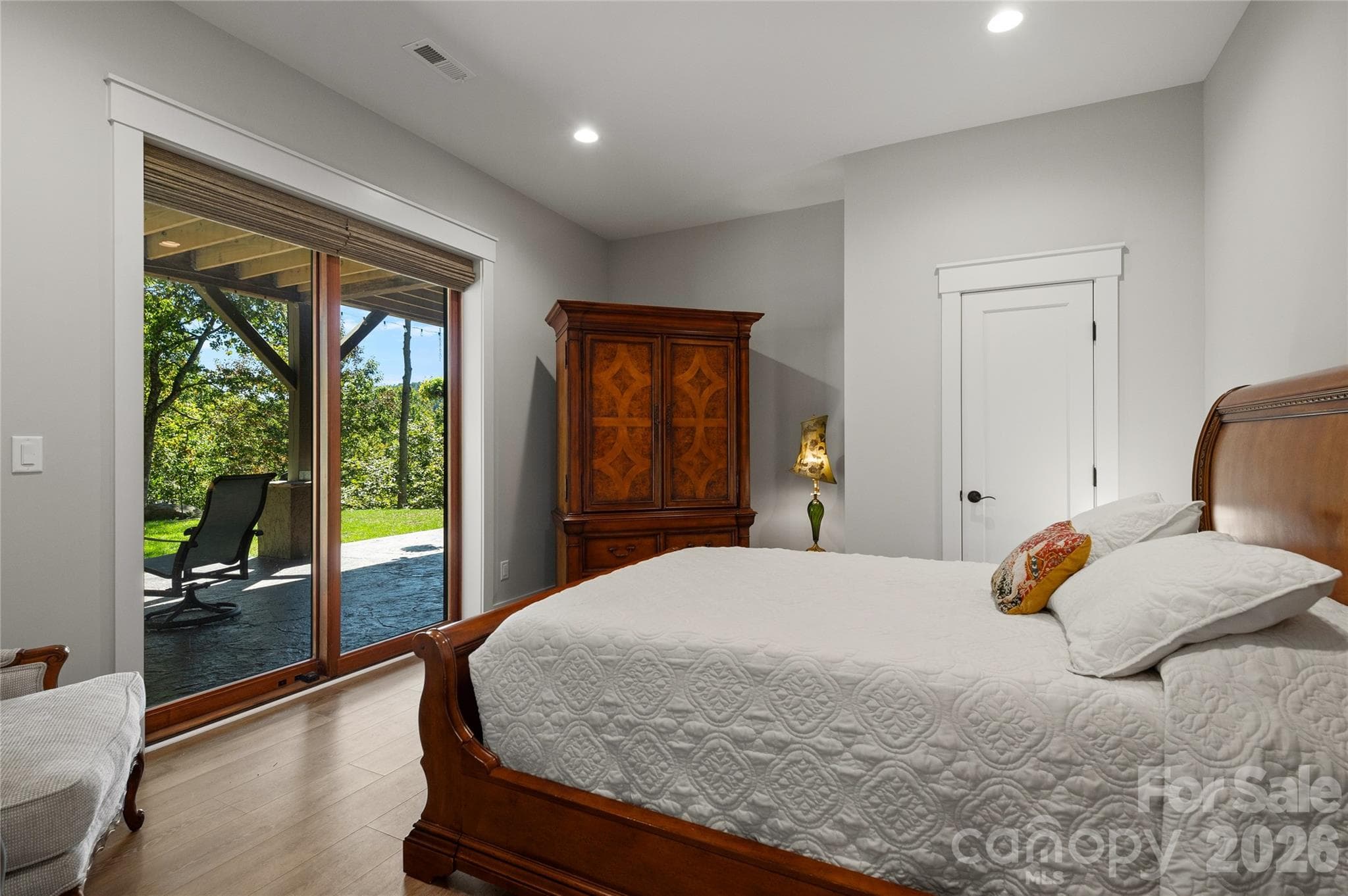 Single Family Residence at 945 Somersby Parkway, Hendersonville, photo 31 of 40