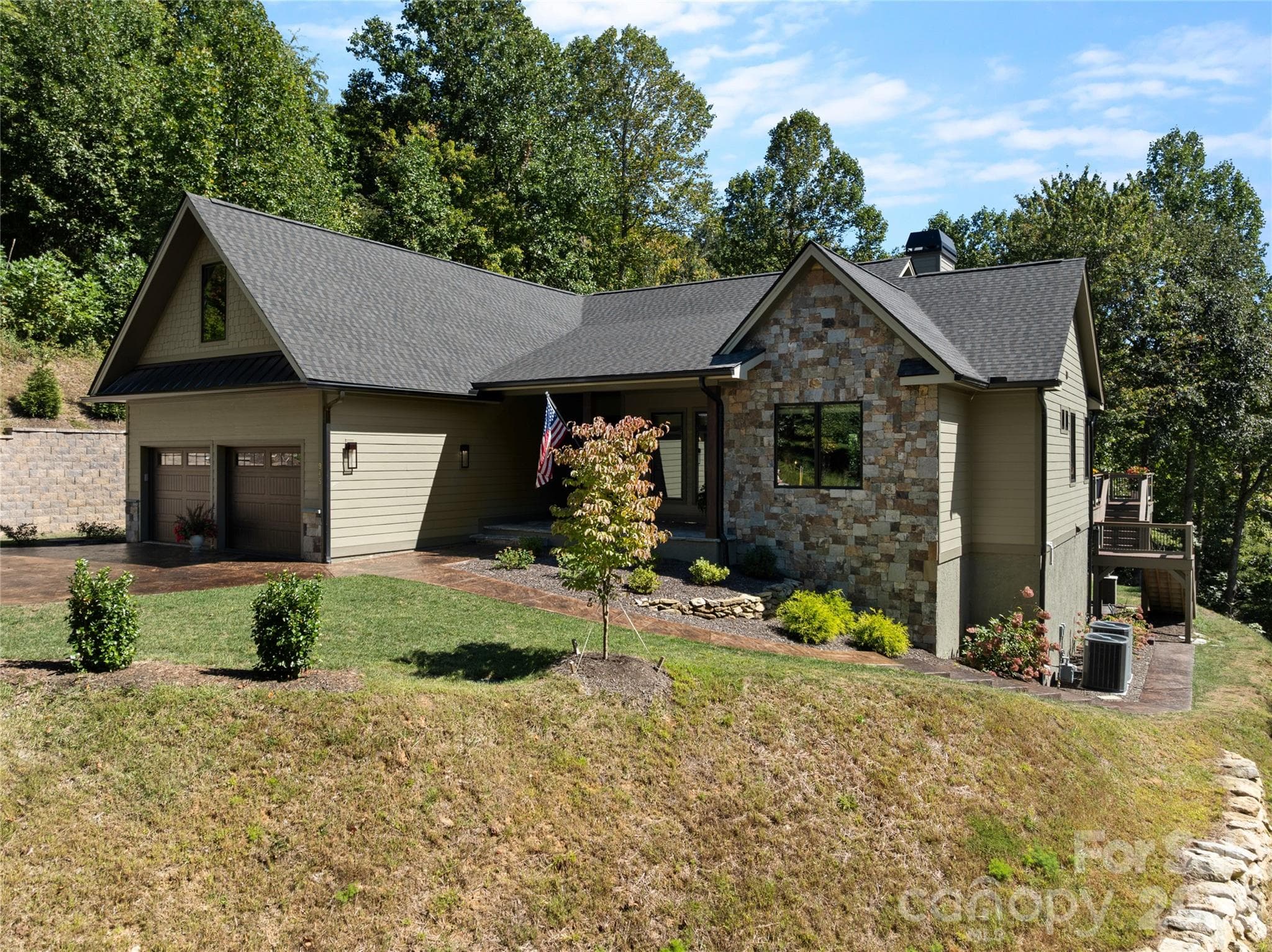 Single Family Residence at 945 Somersby Parkway, Hendersonville, photo 38 of 40