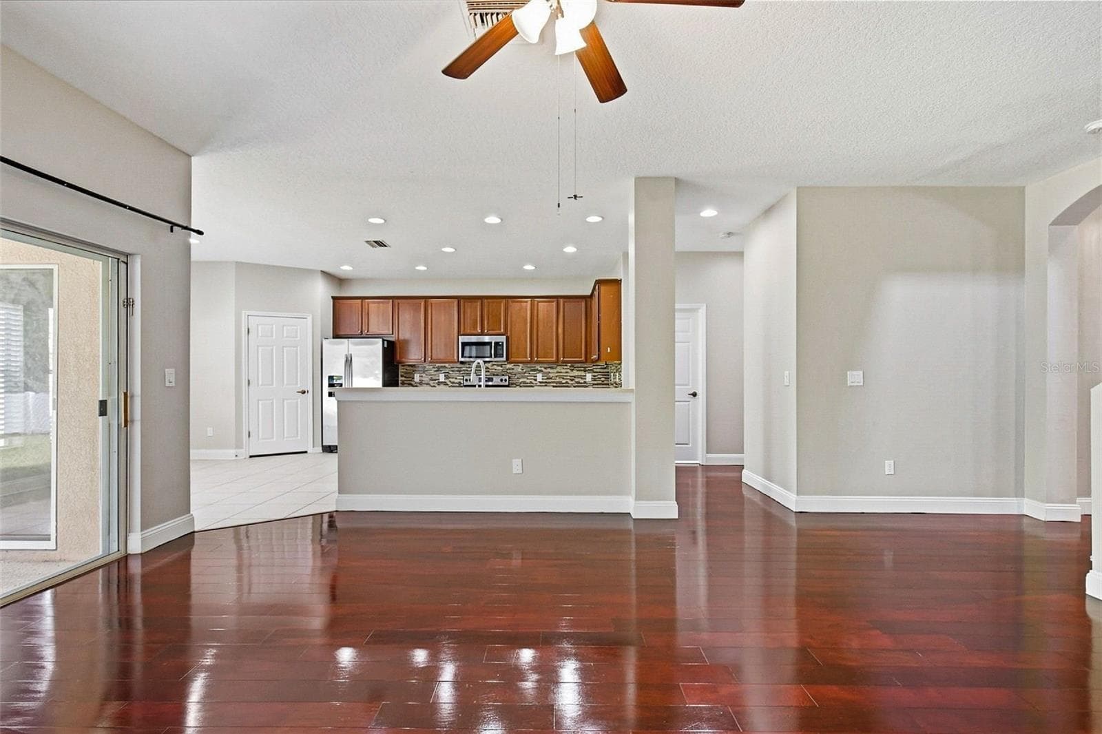 Single Family Residence at 11123 OYSTER BAY CIR, NEW PORT RICHEY, photo 13 of 49