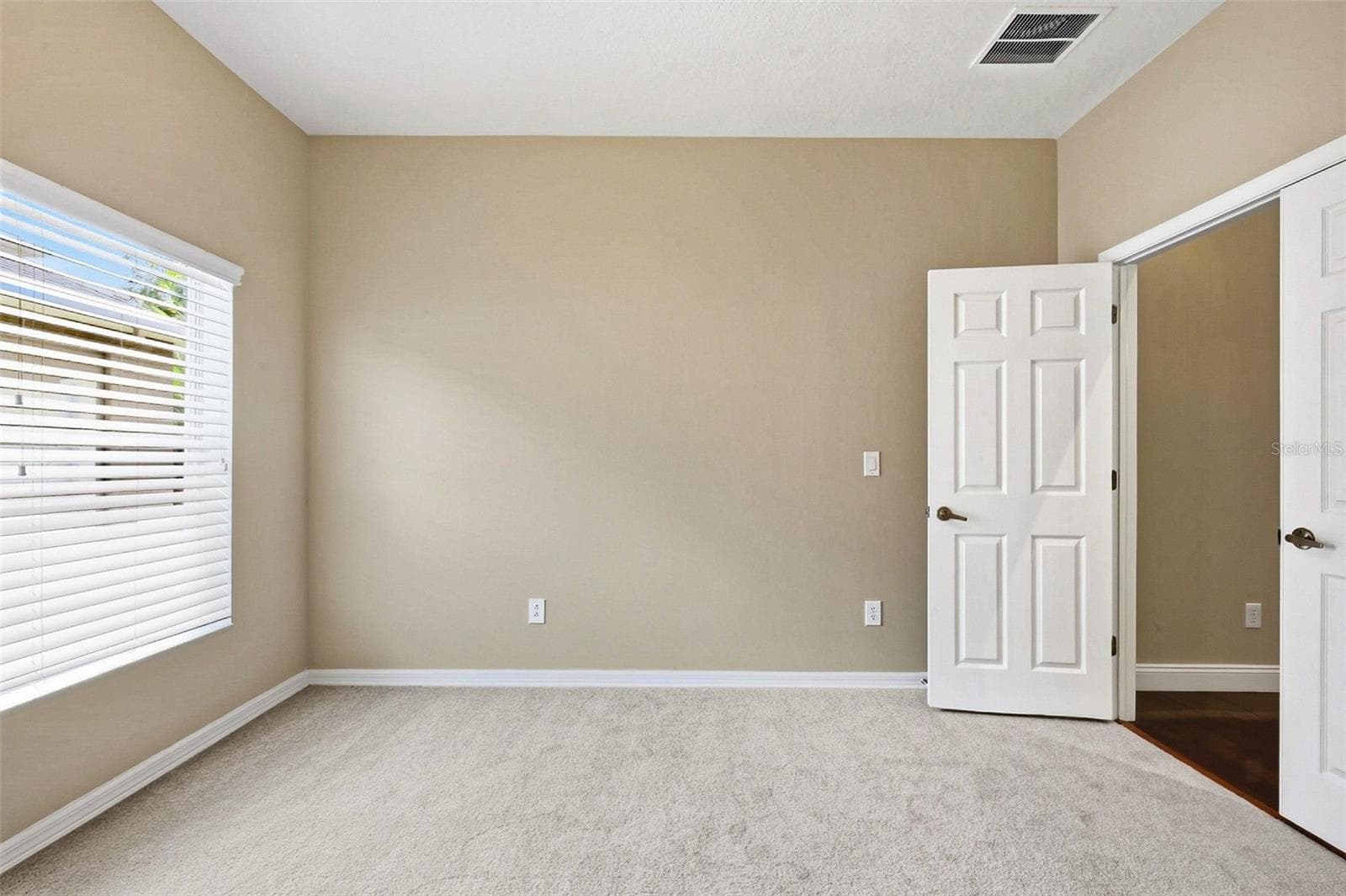 Single Family Residence at 11123 OYSTER BAY CIR, NEW PORT RICHEY, photo 30 of 49