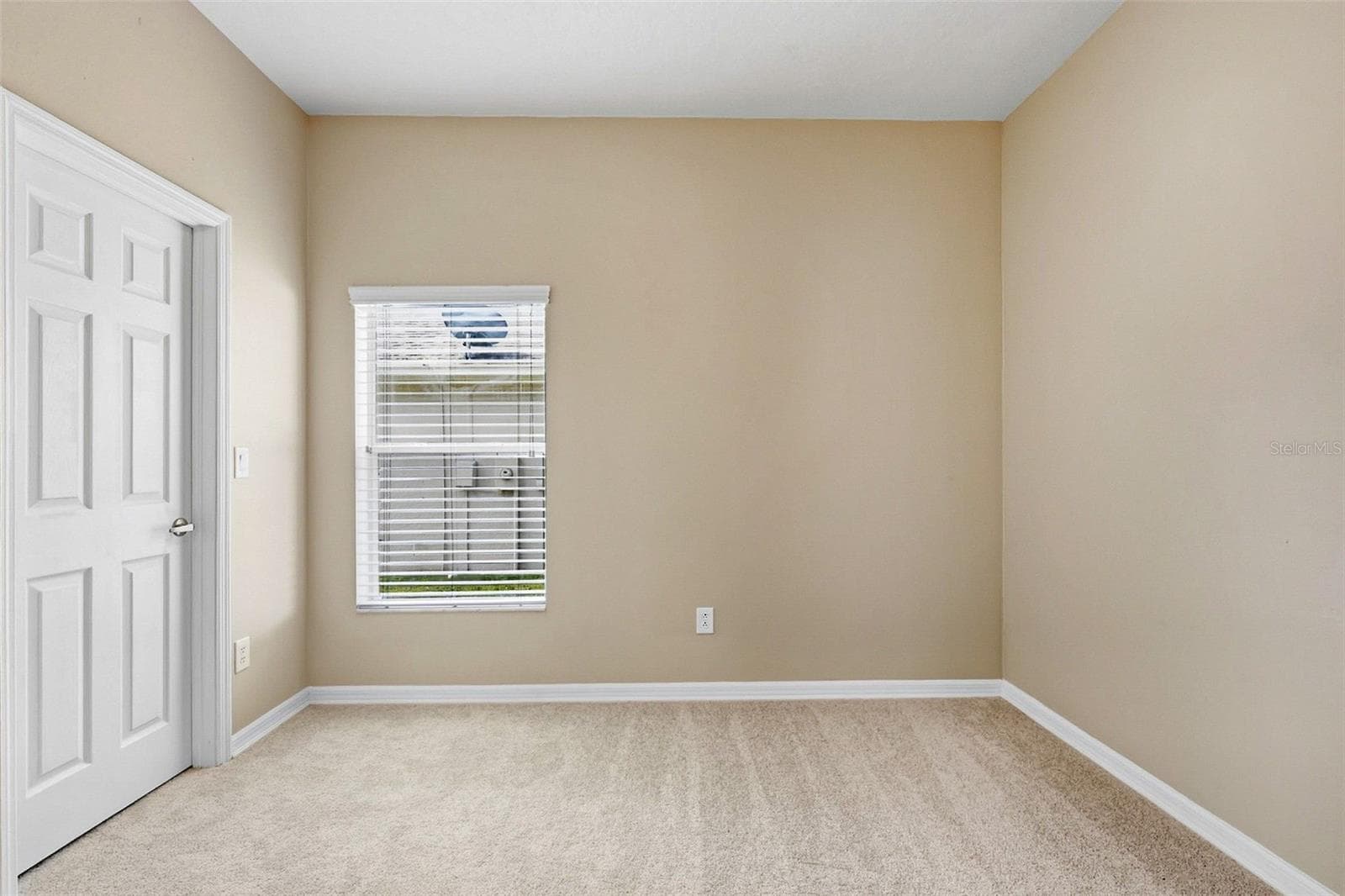 Single Family Residence at 11123 OYSTER BAY CIR, NEW PORT RICHEY, photo 33 of 49