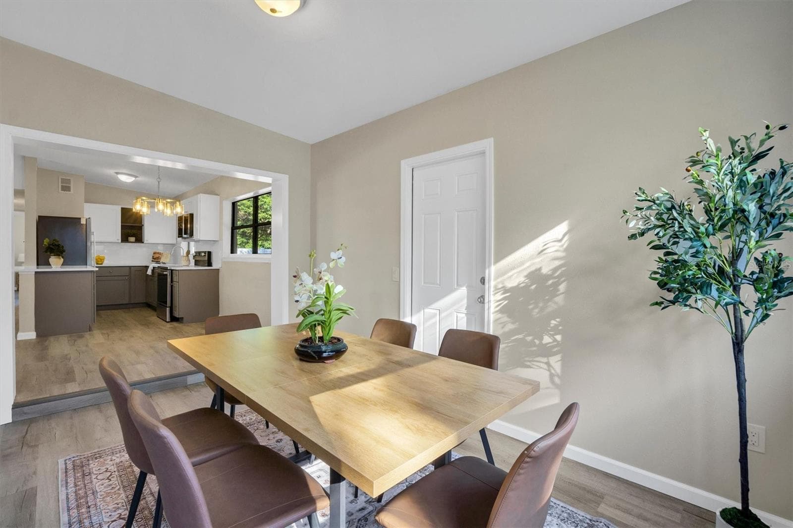 Single Family Residence at 2028 CRYSTAL CT S, LAKELAND, photo 12 of 37